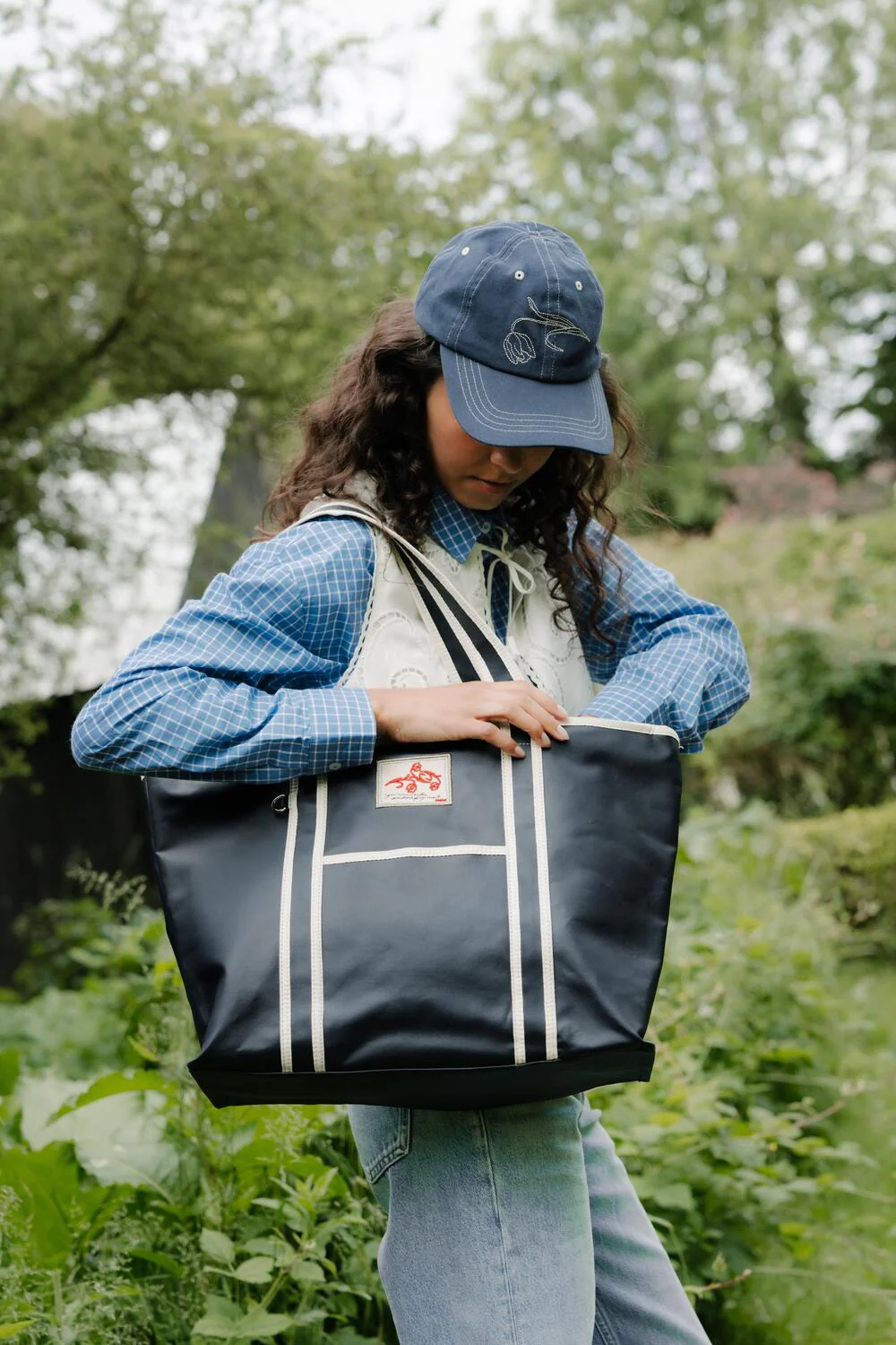 Solid Coated Aubrey shopper - Navy Blue - Image 2