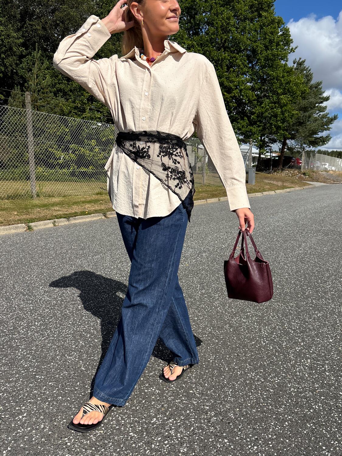 Miriana blondetørklæde - sort - Image 5