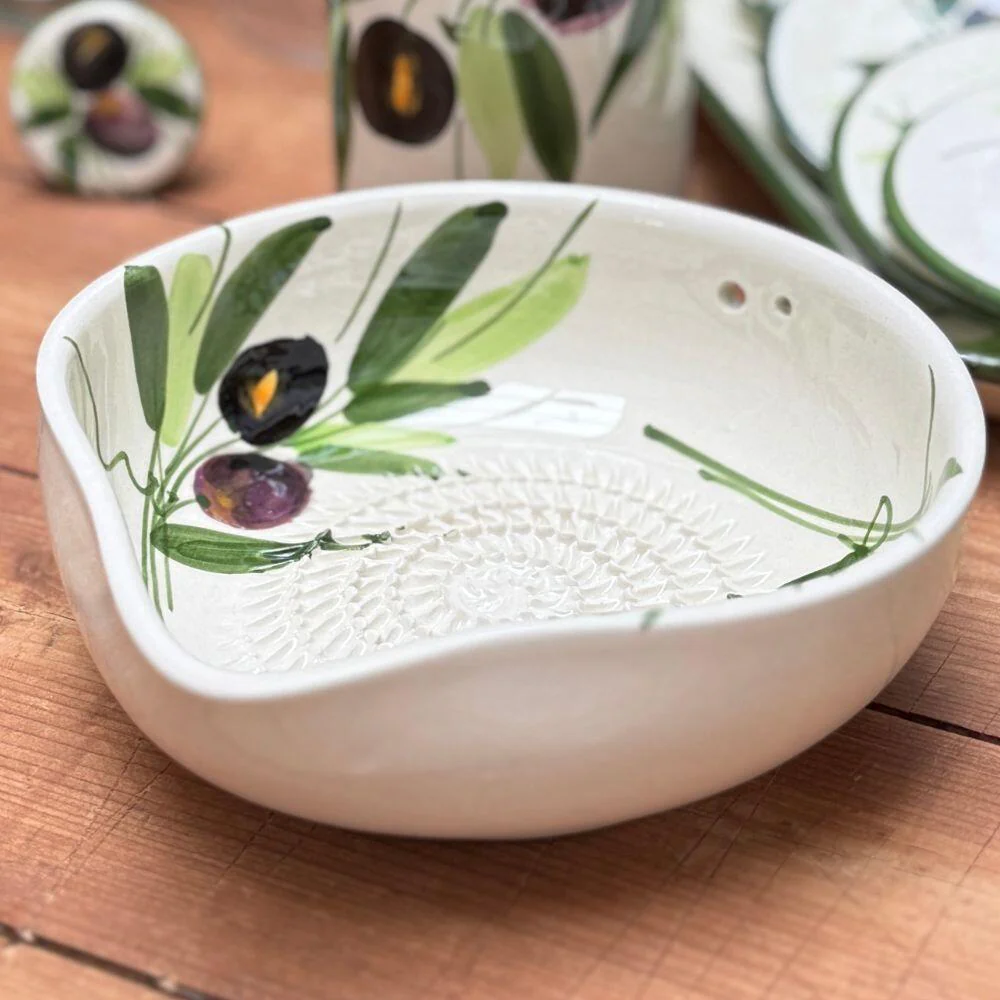 Skål med hældetud og rasper, Aceituna - Ø15 cm - Image 2