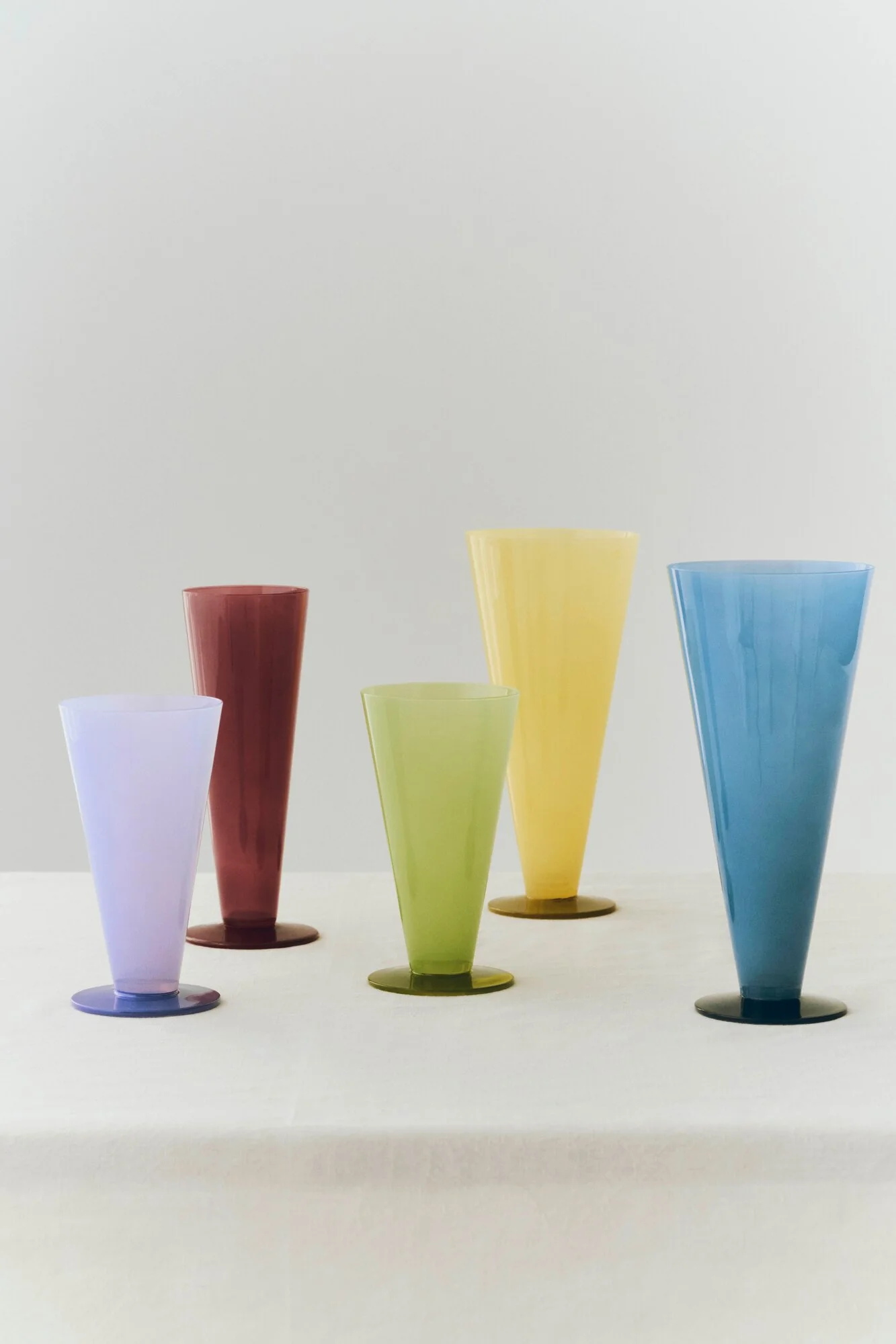Conical vase, Rose/Dark Red - H23 cm - Image 4