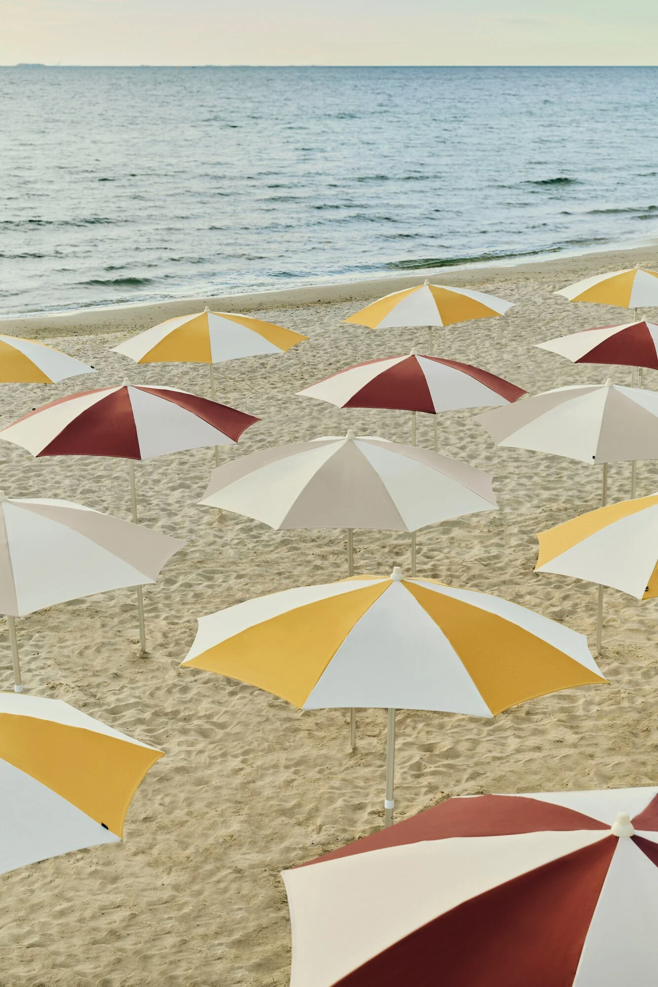 Terrazza Octagon parasol, Ø200 cm - Off-white/Burgundy - Image 8