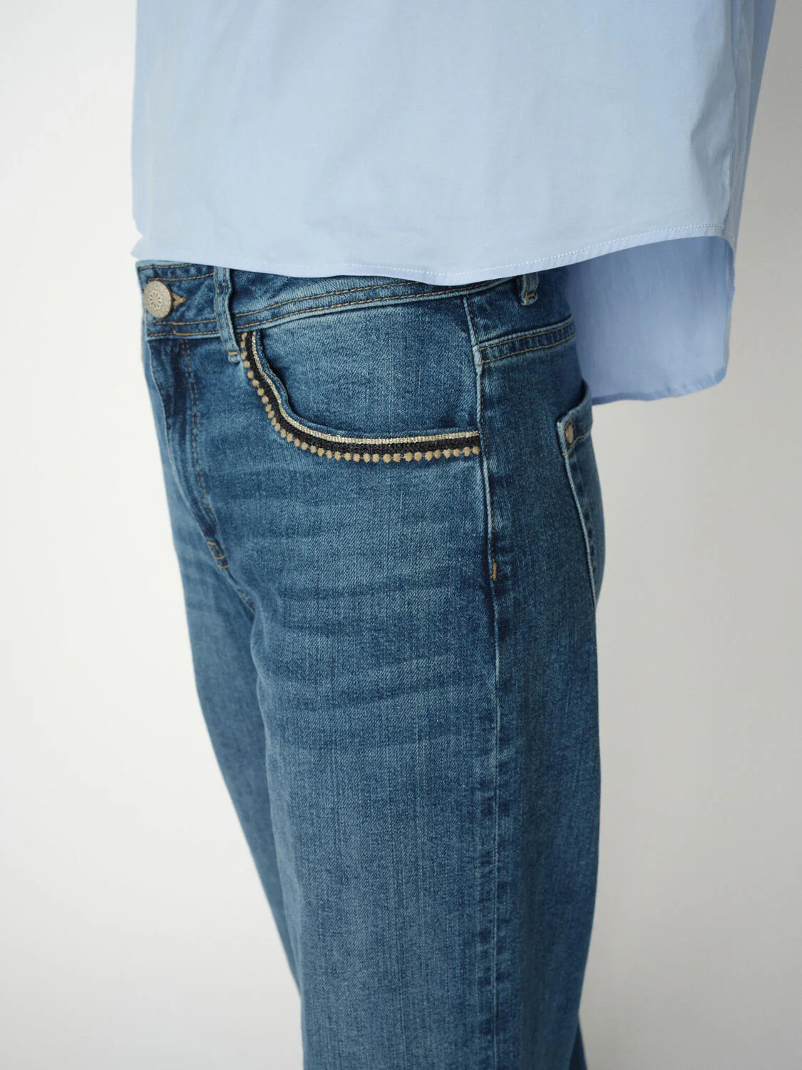 Dara Deco wide leg jeans - Mid Blue - Image 5