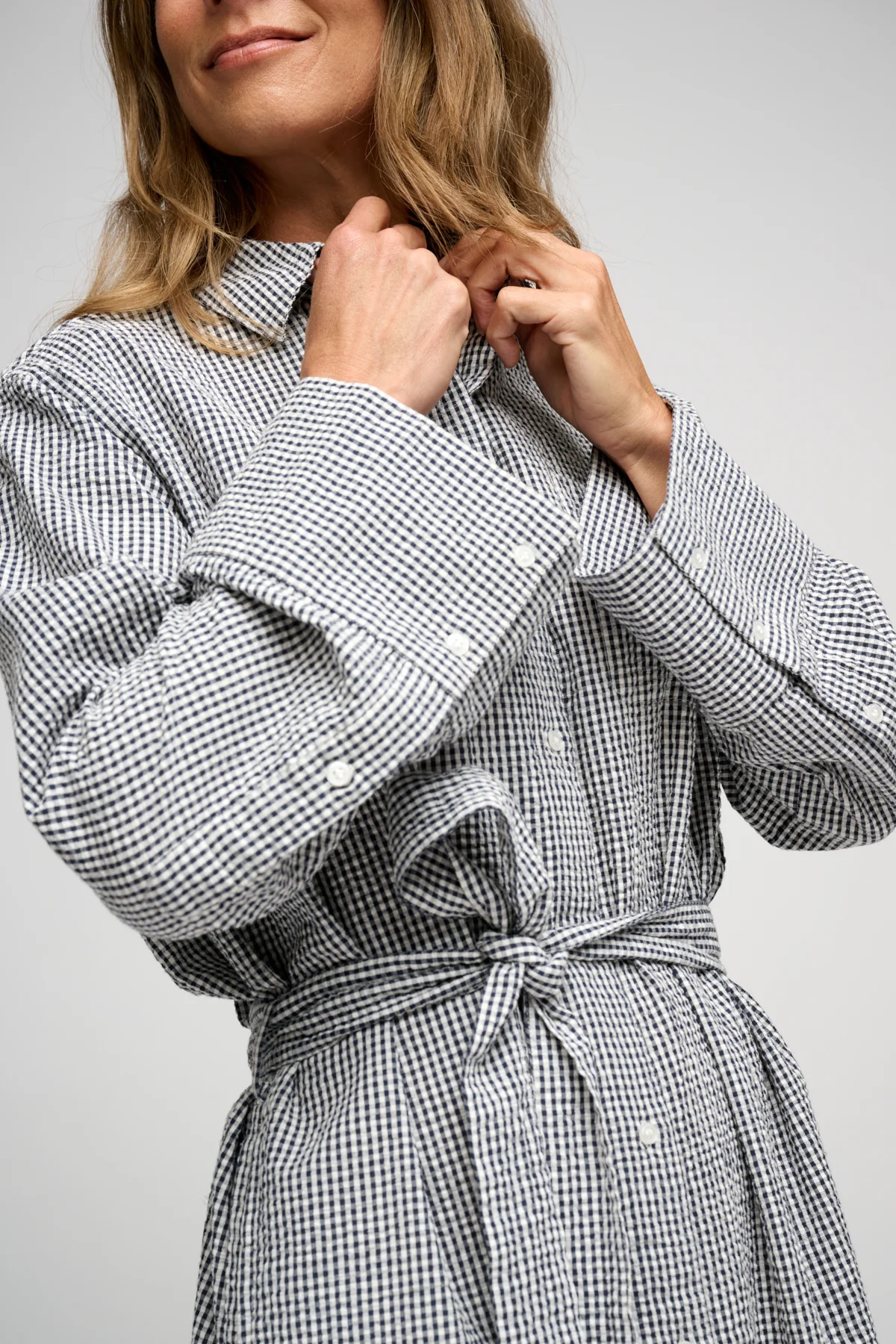 Daylight Gingham skjortekjole - Ecru/Navy - Image 6