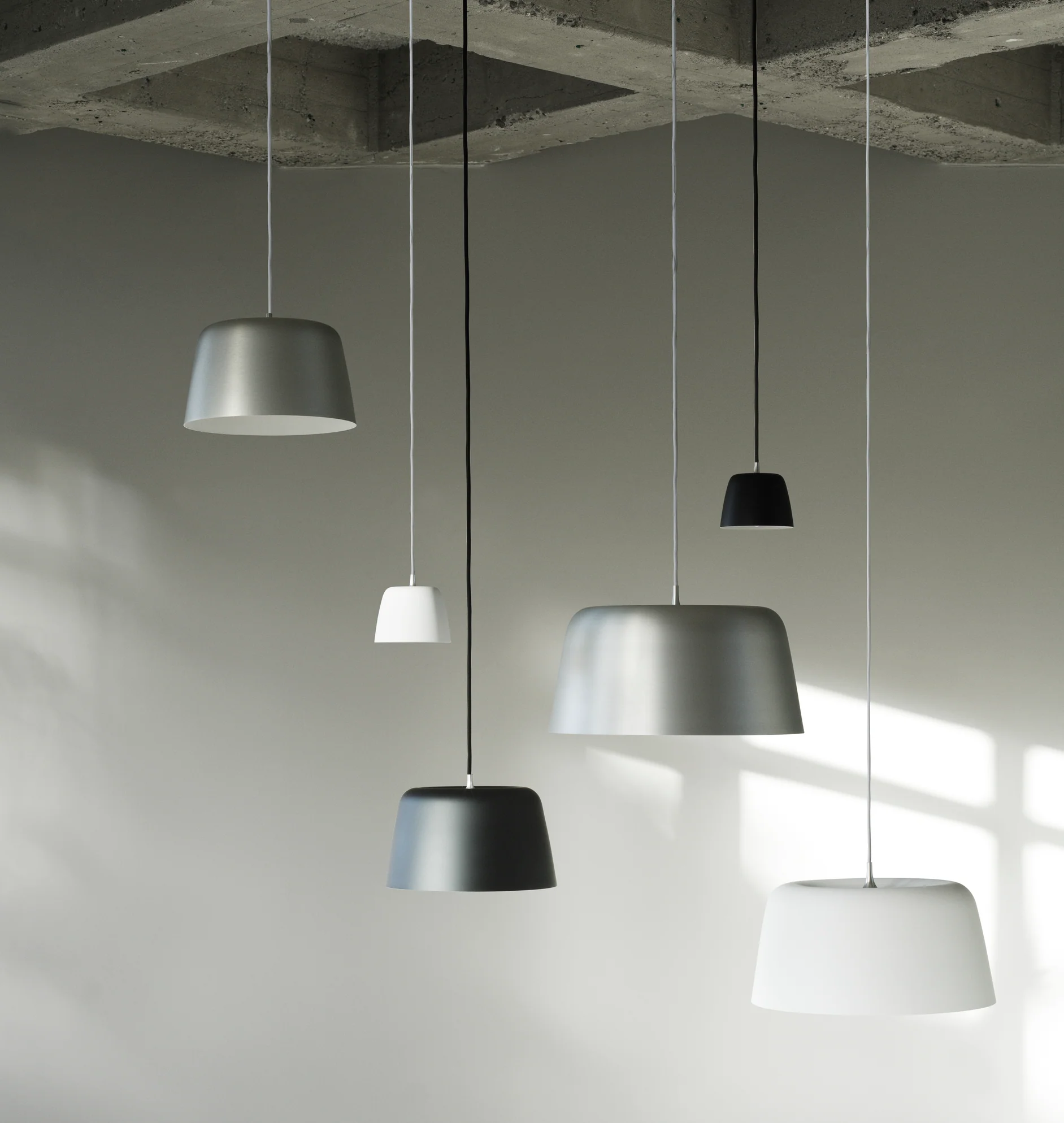 Tub lampe, sort - Ø13 cm. - Image 5