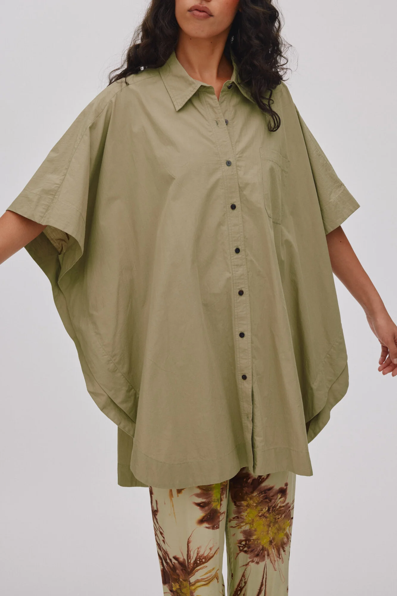 Berta Poplin Curved Hem skjortekjole - Vertiver - Image 6