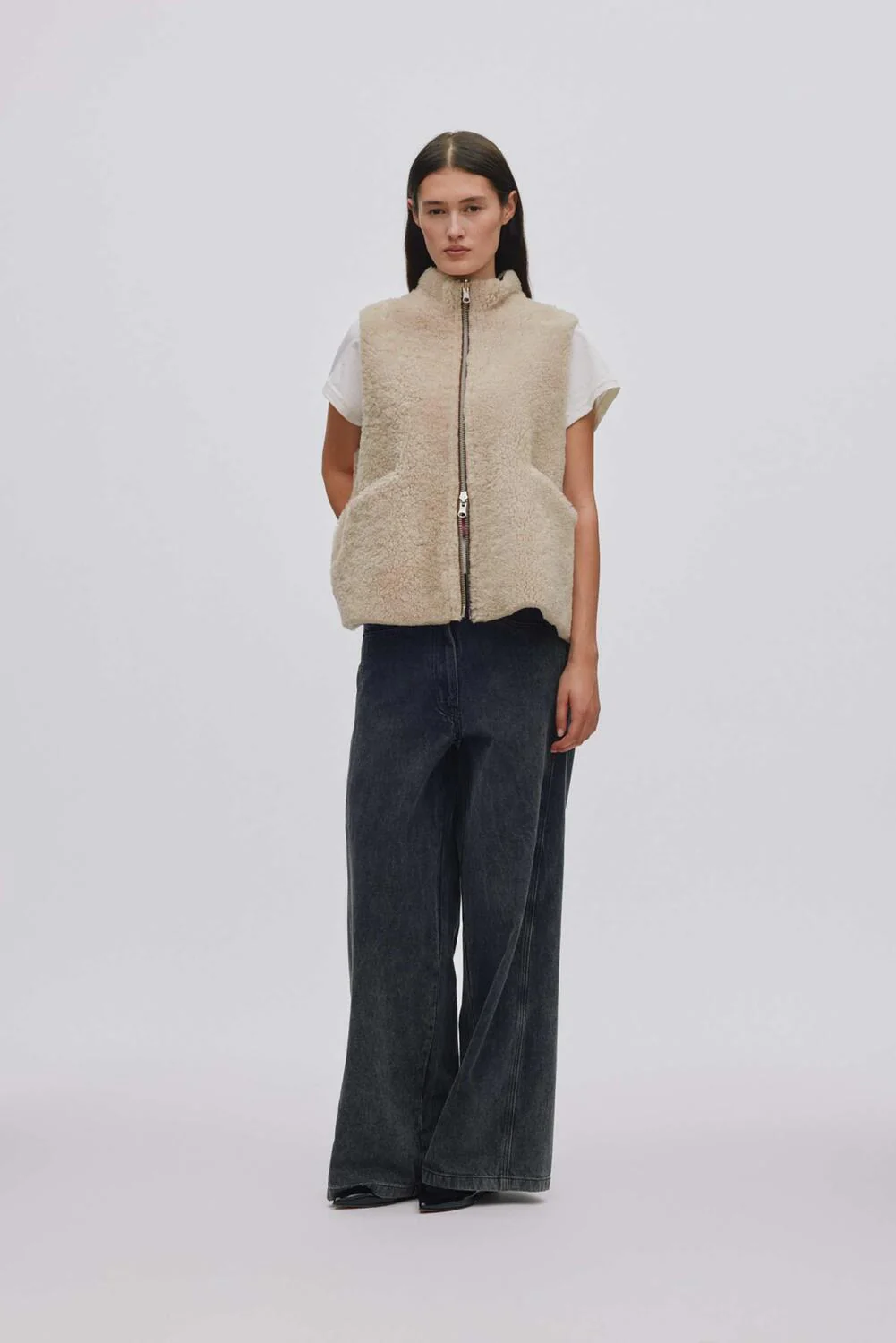 Channe Shearling vest - mørkebrun - Image 3