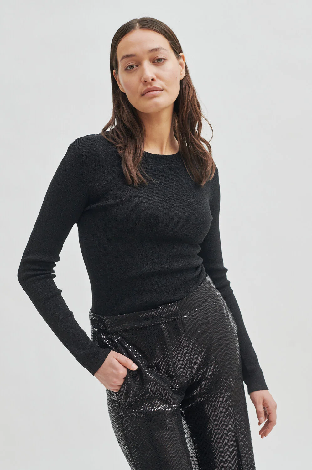 Matima O-Neck langærmet t-shirt - sort