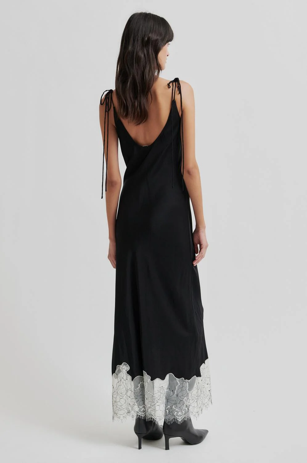 Wila Strap kjole - sort - Image 7