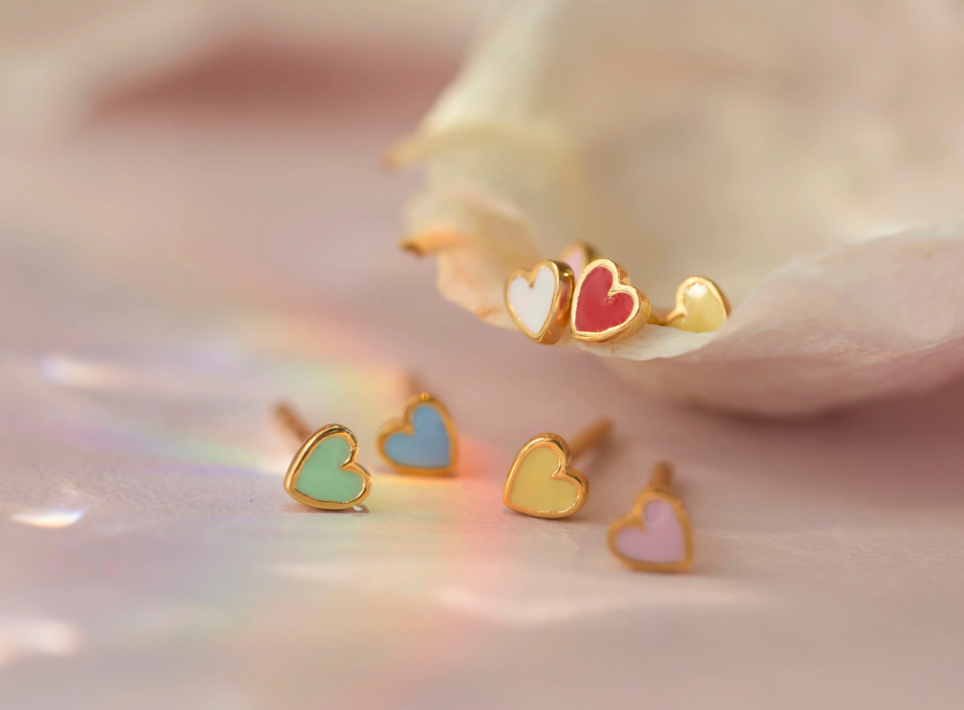 Petit Love Heart ørestikker - Coral - Image 5