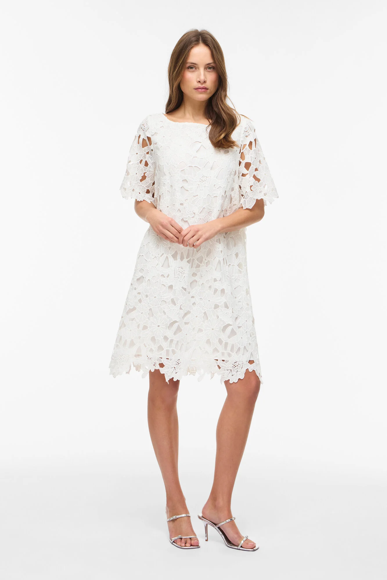 Visienna Boatneck Laceshort kjole - Cloud Dancer - Image 5